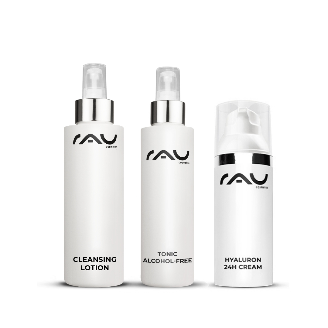 Trattamento di base per la pelle secca Basis Pflegeroutine für trockene Haut mit sanfter Reinigungslotion, alkoholfreiem Tonic und 24h Hyaluron-Creme von RAU Cosmetics.