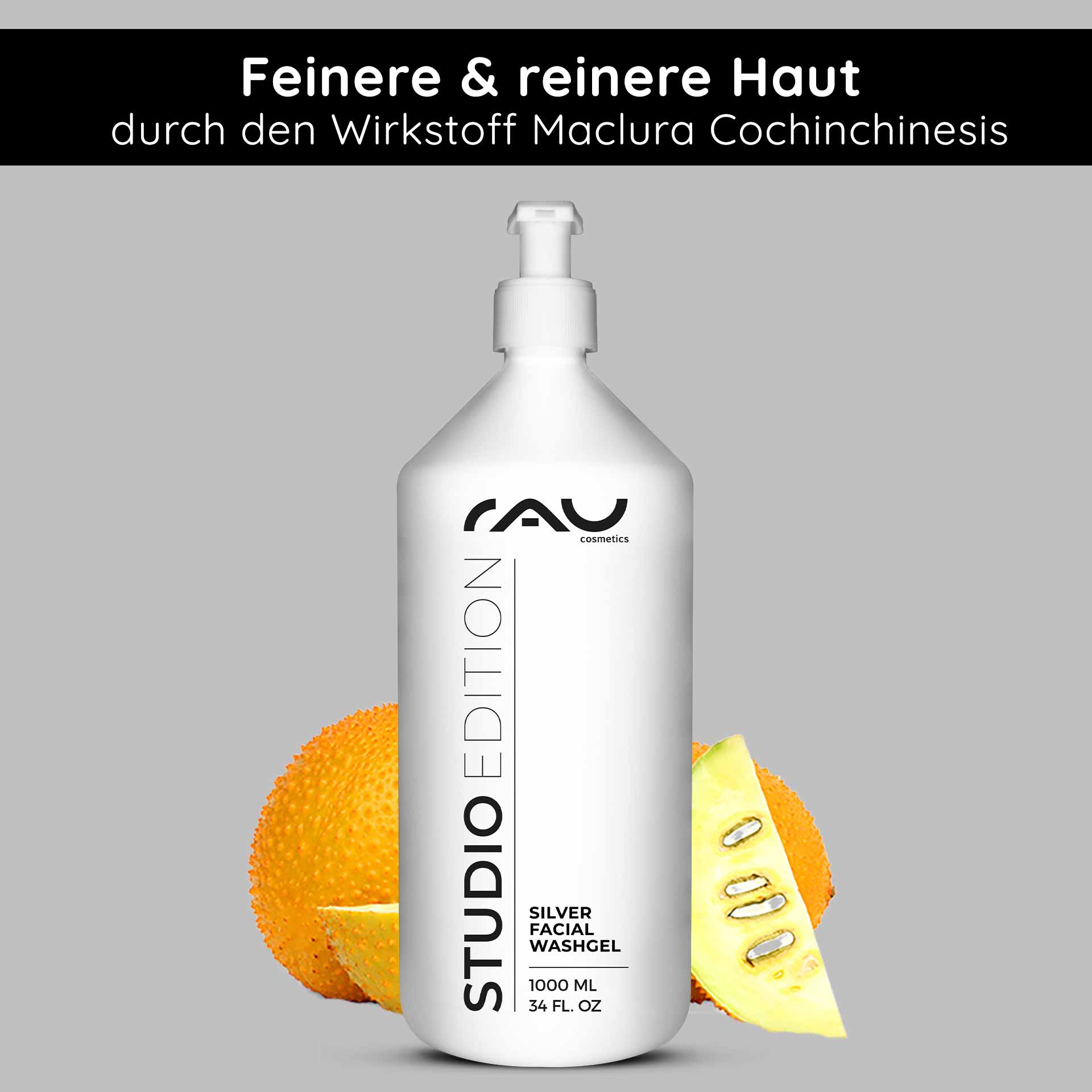 Gel lavante per il viso Silver 1000 ml Gel lavante Microsilver Silber Waschgel von RAU Cosmetics in einer weißen Flasche mit Pumpverschluss, umgeben von einer orangefarbenen Frucht und einem Stück Ananas, betont die Hautreinigung und die feuchtigkeitsspendenden Eigenschaften durch Maclura Cochinchinesis.